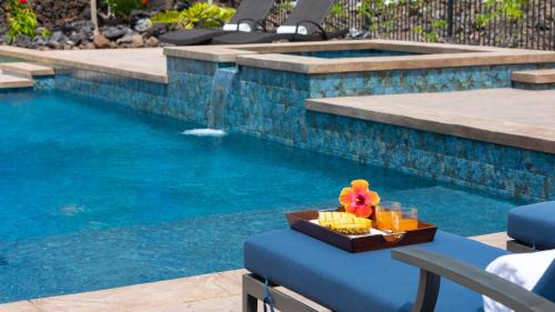 Kamuela House | ❤PiH❤Aloha Paradise Large Private Pool Waterfall Spa PLUS 2024 Resort Pool Passes
