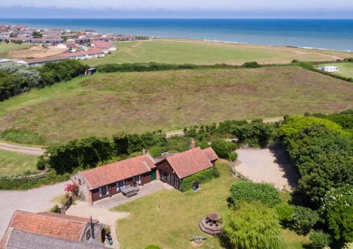 Bacton House | Pilgrims Chase
