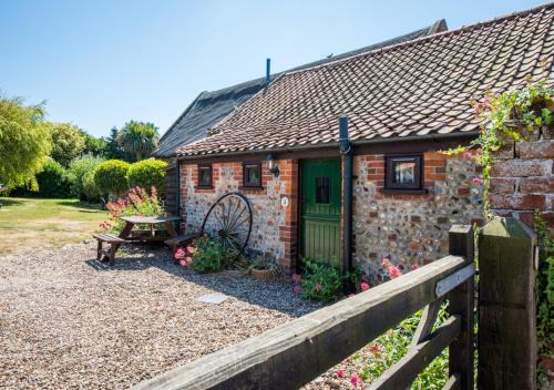 Bacton House | Pilgrims Prospect