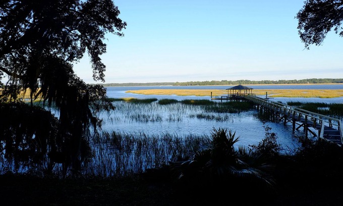 Pigeon Point House | Pinckney Home Place - Your Waterfront Home Away from Home