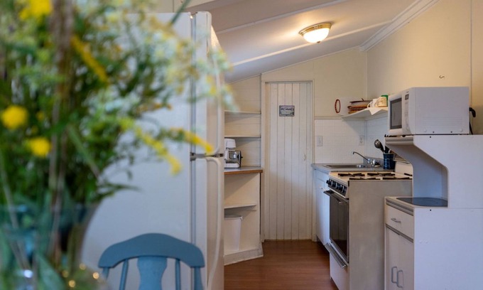 Gravenhurst Cottage | Pine Lake: 2-Bedroom Cottage #2 "Shortleaf Pine"