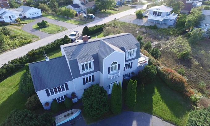 Scarborough House | Pine Point Home in Quiet Neighborhood