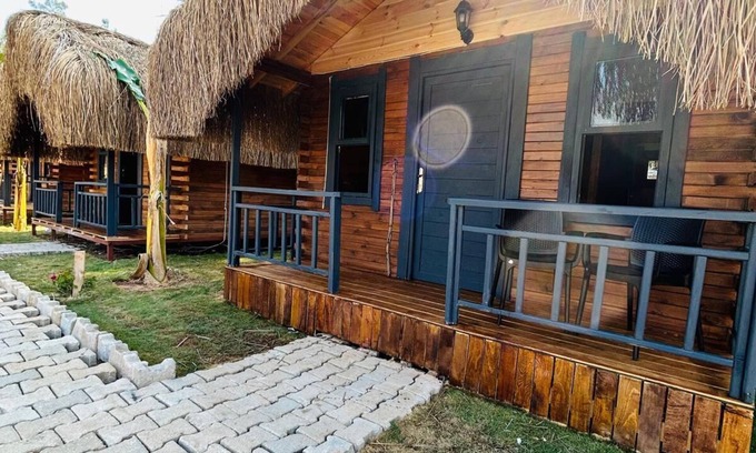 Hisaronu Ski Chalet | Pine Village Boheme Bungalow