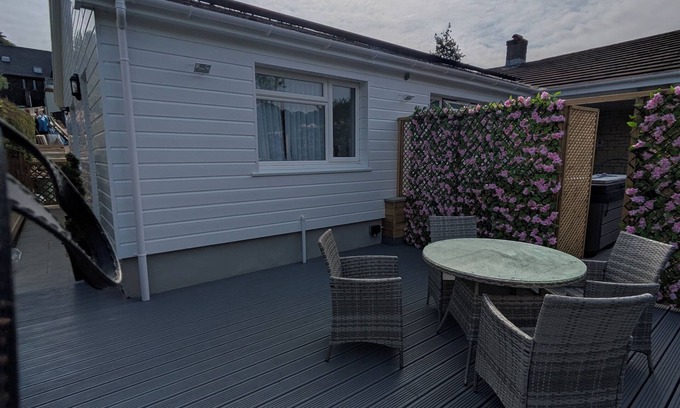 Wiseman's Bridge House | Pinecroft nPleasant
