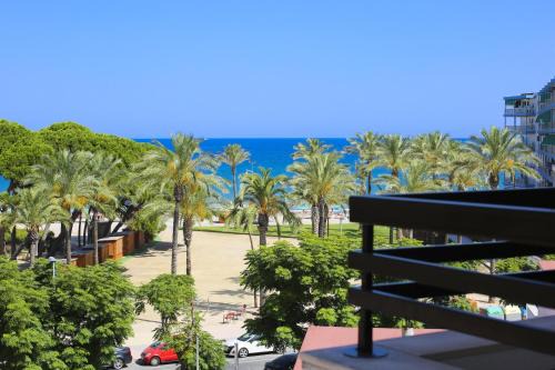 La Pineda Apartment | PINEDA BAHIA HomeStay by Turismar