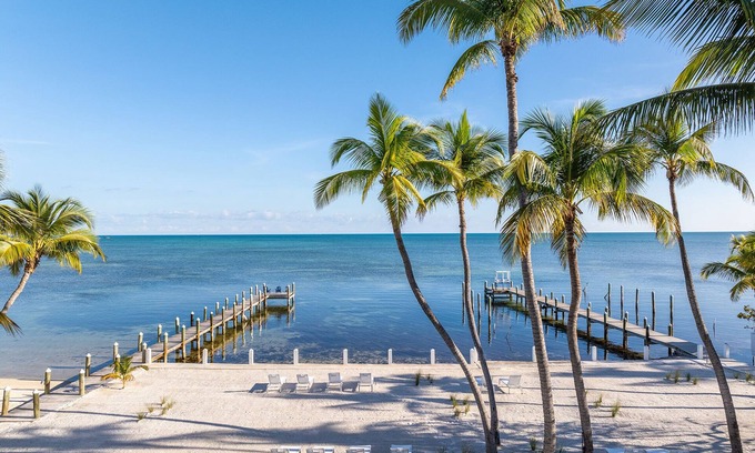 Islamorada Hotel | Pines & Palms Resort