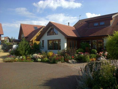 Woodhorn House | Pinetree Lodge Druridge Bay