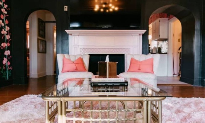 Vollintine-Evergreen House | Pink Brick Rhode at Pettigrew Adventures