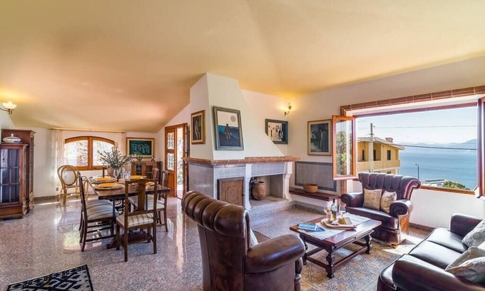 Cala Gonone Apartment | PINTAU HOUSE: prestigious property