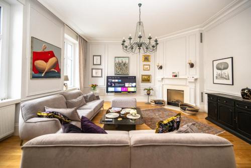 Old Town Apartment | Pinterest Apartment in the City Center