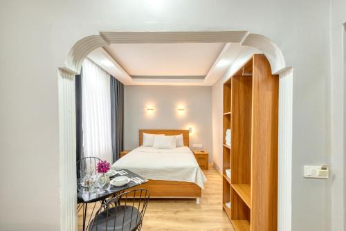 Old City Hotel | Pio Otel