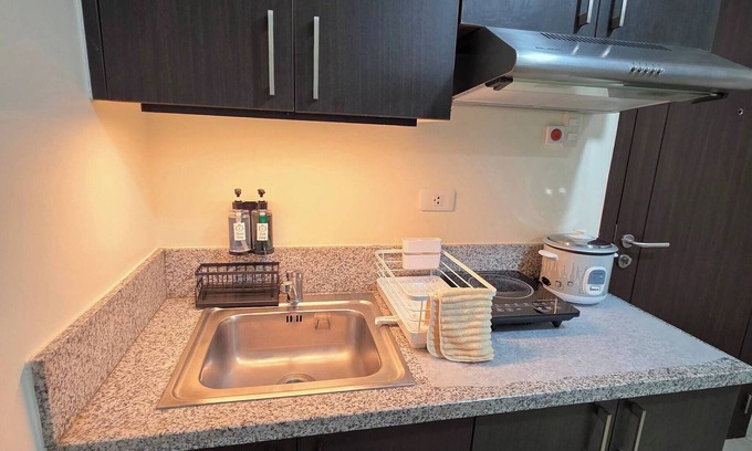 Barangka Ilaya Condo | Pioneerwoodlands Mandaluyong Studio Unit