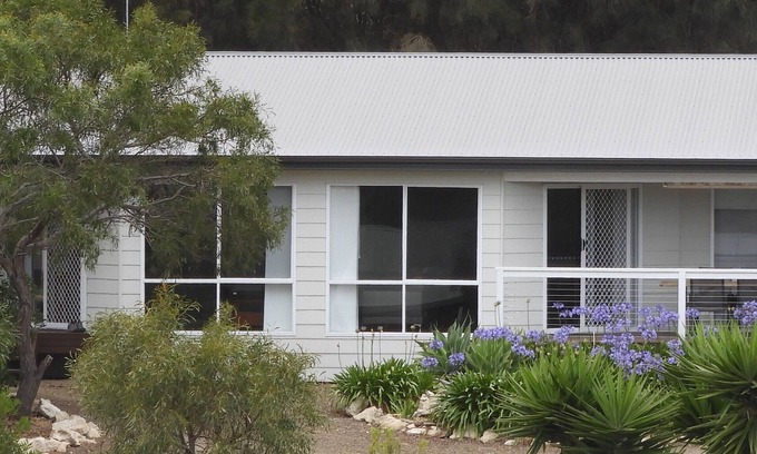 Baudin Beach House | Pisces - Seaside serenity. 100 metres to a safe, secluded, family friendly beach
