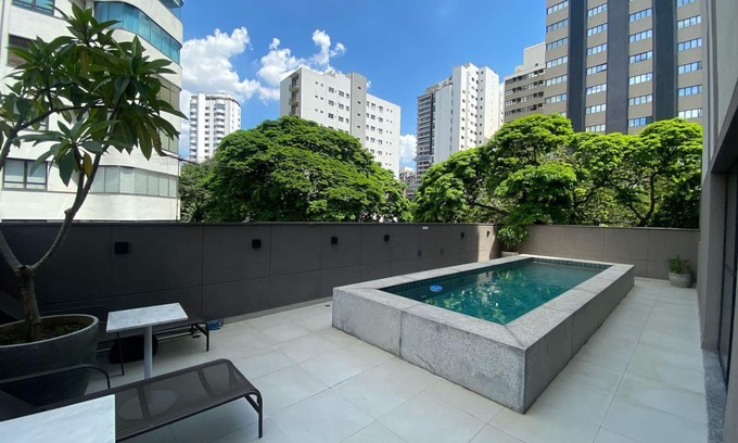 Campo Belo Apartment | Piscina- AC- academia - Brazilian Corner