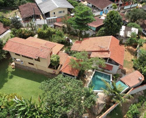 Silop House | Piscina climatizada, jacuzzi e com grande área verde