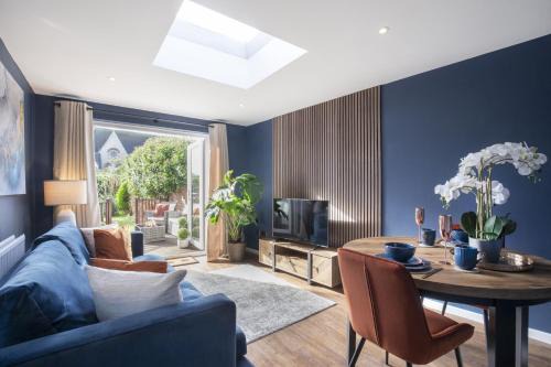 Cheltenham House | Pittville Circus Road