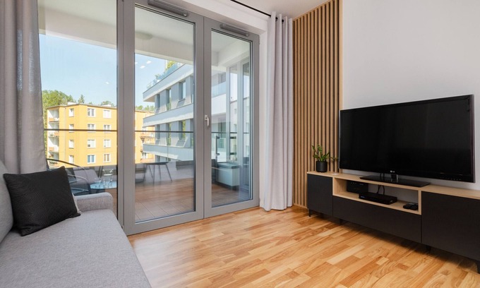 Dziaki Lesne Apartment | Plac Unii Apartments Gdynia by Renters