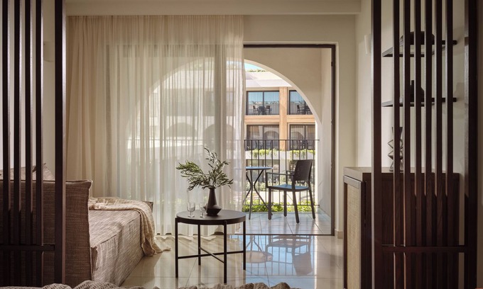 Tsilivi Hotel | Planos Deluxe