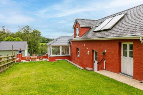 Crymych House | Plas Drygarn Ty Coch Crymych