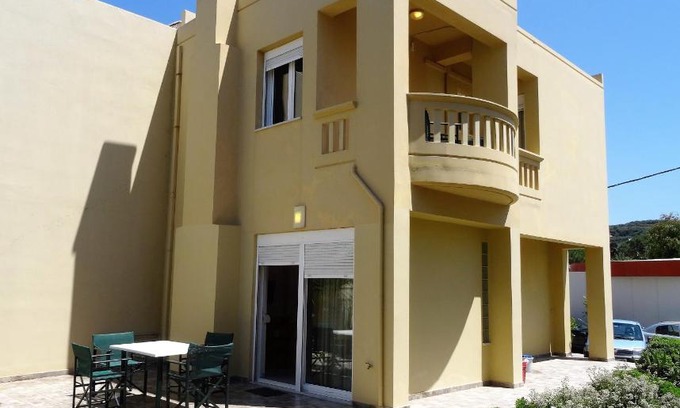 Agia House | Platanias House on the Beach