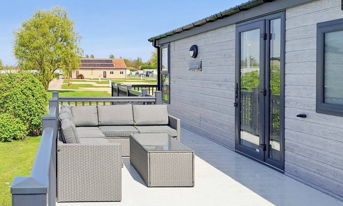 Skegness Ski Chalet | Platinum 3 Bed Lodge