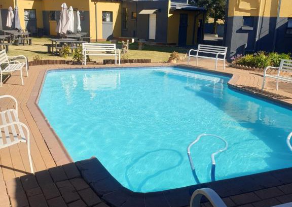 Germiston Apartment | Platinum Guest lodge Germiston