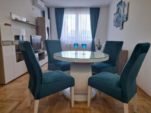 Vozdovac Apartment | Plavi Paun Apartman