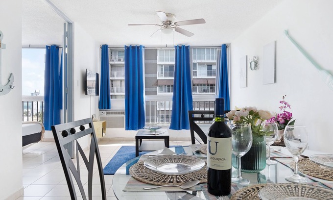 Isla Verde Apartment | Playa Escondida 1BDR Oceanview P Parking