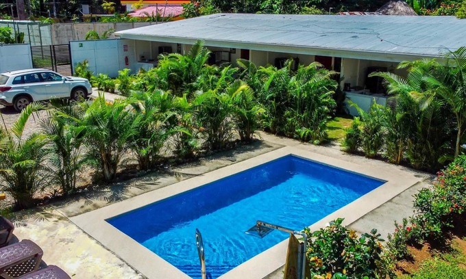 Puerto Viejo de Talamanca Apartment | Playa Negra Home's