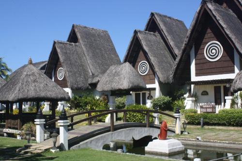 Currimao Resort | Playa Tropical Resort Hotel