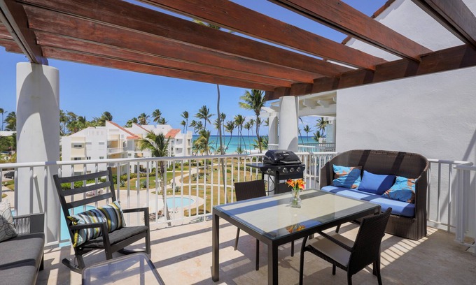El Cortecito Condo | Playa Turquesa K403 200Mbps Private Beach Access Rooftop