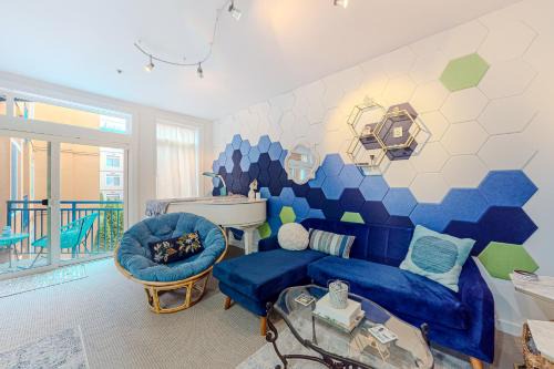 Belltown Hotel | Playing Blues At Belltown Court