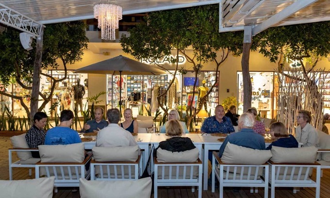 Bahia de la Academia Hotel | Plaza Luna Suites
