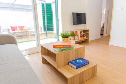 Lagunillas Apartment | Plaza Merced I AC I Terrasse