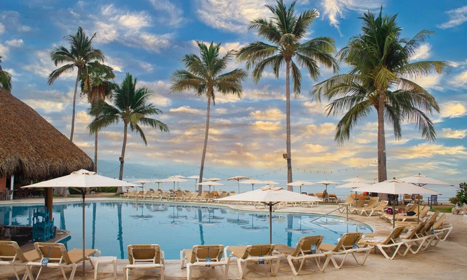 Las Glorias Resort | Plaza Pelicanos Club Beach Resort All Inclusive