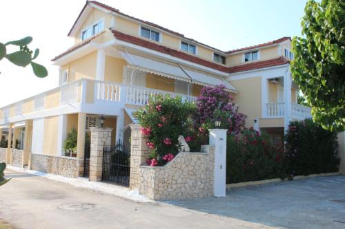 Laganas Apartment | Plazz Korali