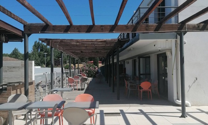 Eguilles Apartment | 🌴Pleasant apartment with swimming pool in Aix-en-Provence (Éguilles)029