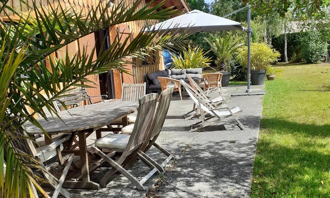 Le Porge House | Pleasant house on large plot with swimming pool
