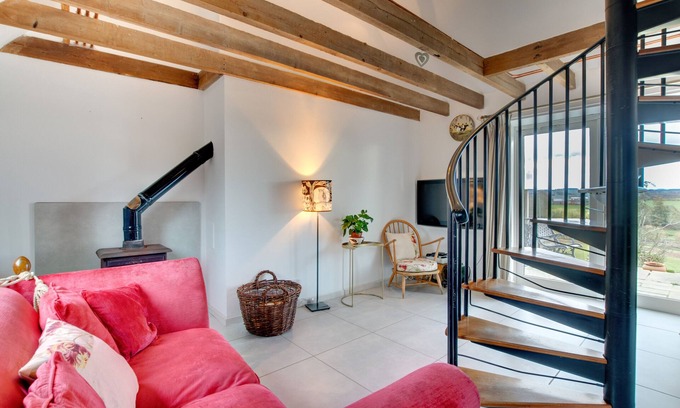 Kelso House | Plum Tree Cottage - One Bedroom House, Sleeps 2