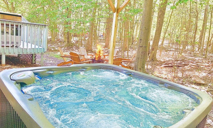 Tobyhanna House | Pocono 3BR Getaway Hot Tub Arcades Fire Pit