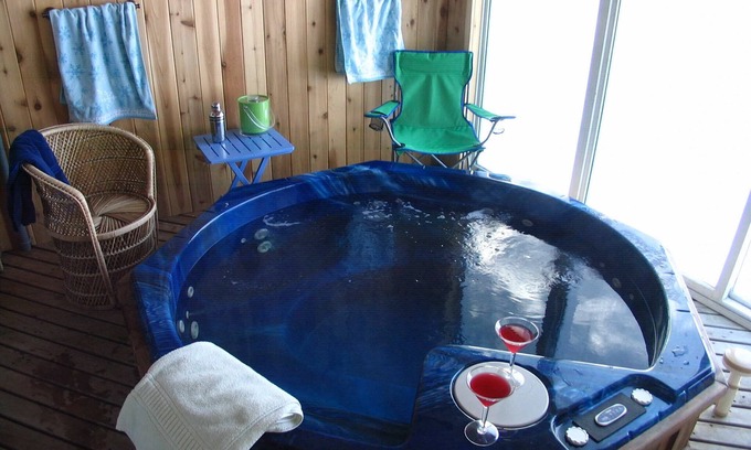 White Haven House | Pocono House w/Hot Tub & EV Charger-Slopeside @Jack Frost Near Hiking, Fishing.