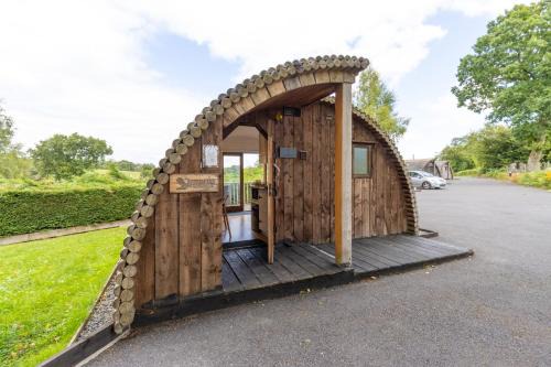Llangammarch Wells House | Pod1 - Powys River Pods - Pet Friendly Glamping Pod Builth Wells Powys Wales