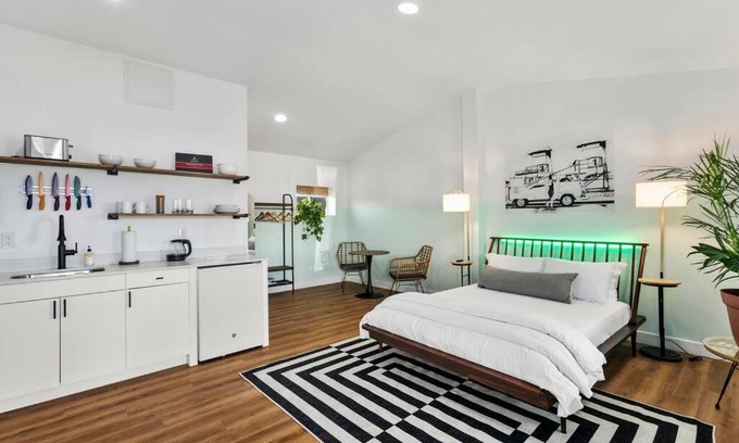 Chandler Apartment | Pohaku Paea Studio suite.nui