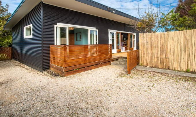 Pohara House | Poharadise - Pohara Beach Holiday Home