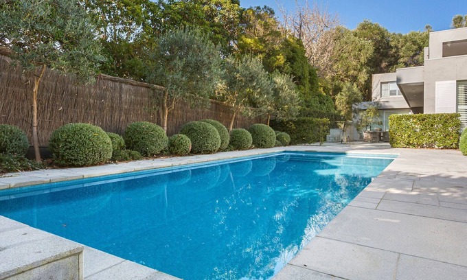 Sorrento House | Point King Modern Masterpiece