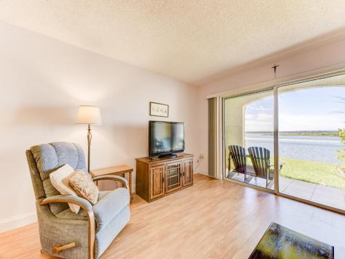 Crescent Beach Apartment | Point Matanzas D3