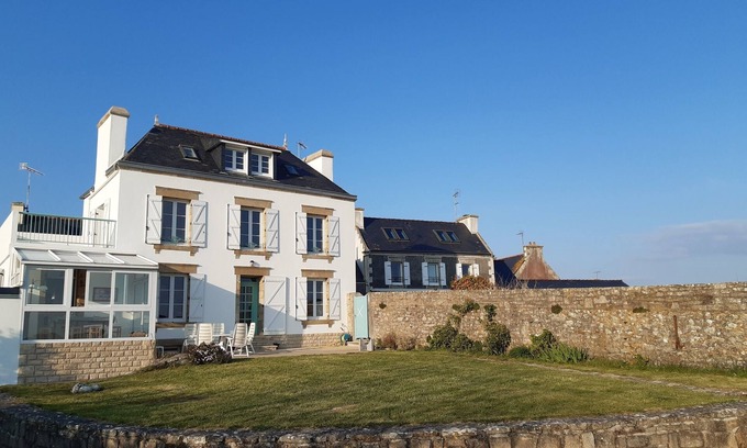 Primelin House | Pointe du RAZ Primelin. Ideal for family vacations. 4 bedrooms with south-facing sea view.