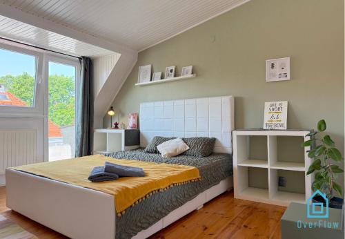Wrzeszcz House | Polaroid Room - Charming Place, 15 Minutes to Gdańsk Old Town & Seaside