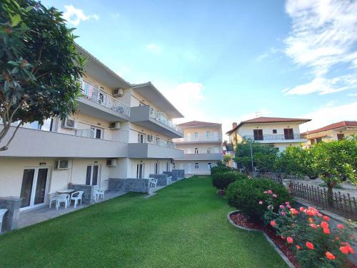 Polichrono Apartment | Polychrono GREEN GARDENS