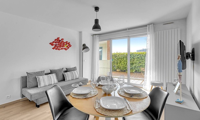 Amidonniers - Caffarelli Apartment | Pompon sur la Garonne - Appt avec balcon pour 2